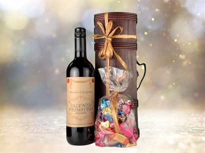 Vingave med Salento Primitivo rødvin og 300 gram luksus chokoladeblanding - Kun salg til virksomheder